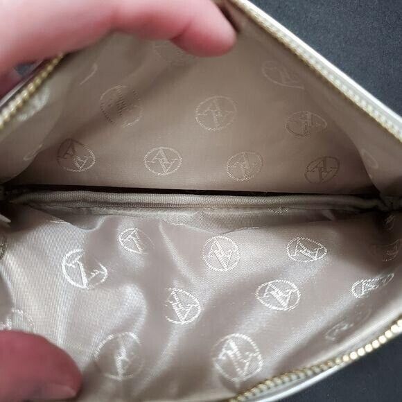 Adrienne Vittadini silver wristlet - Picture 6 of 8